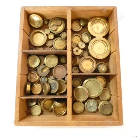 DIVIDED TRAY OF 40+ VARIOUS BRASS NESTING WEIGHTS